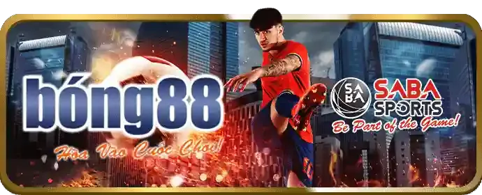 Sân bóng đá với trái bóng và cầu thủ đang chuẩn bị sút